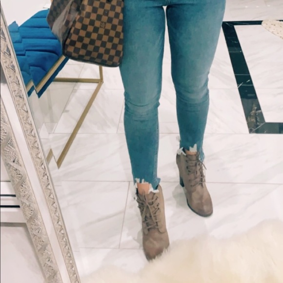 Grey booties - Picture 4 of 4